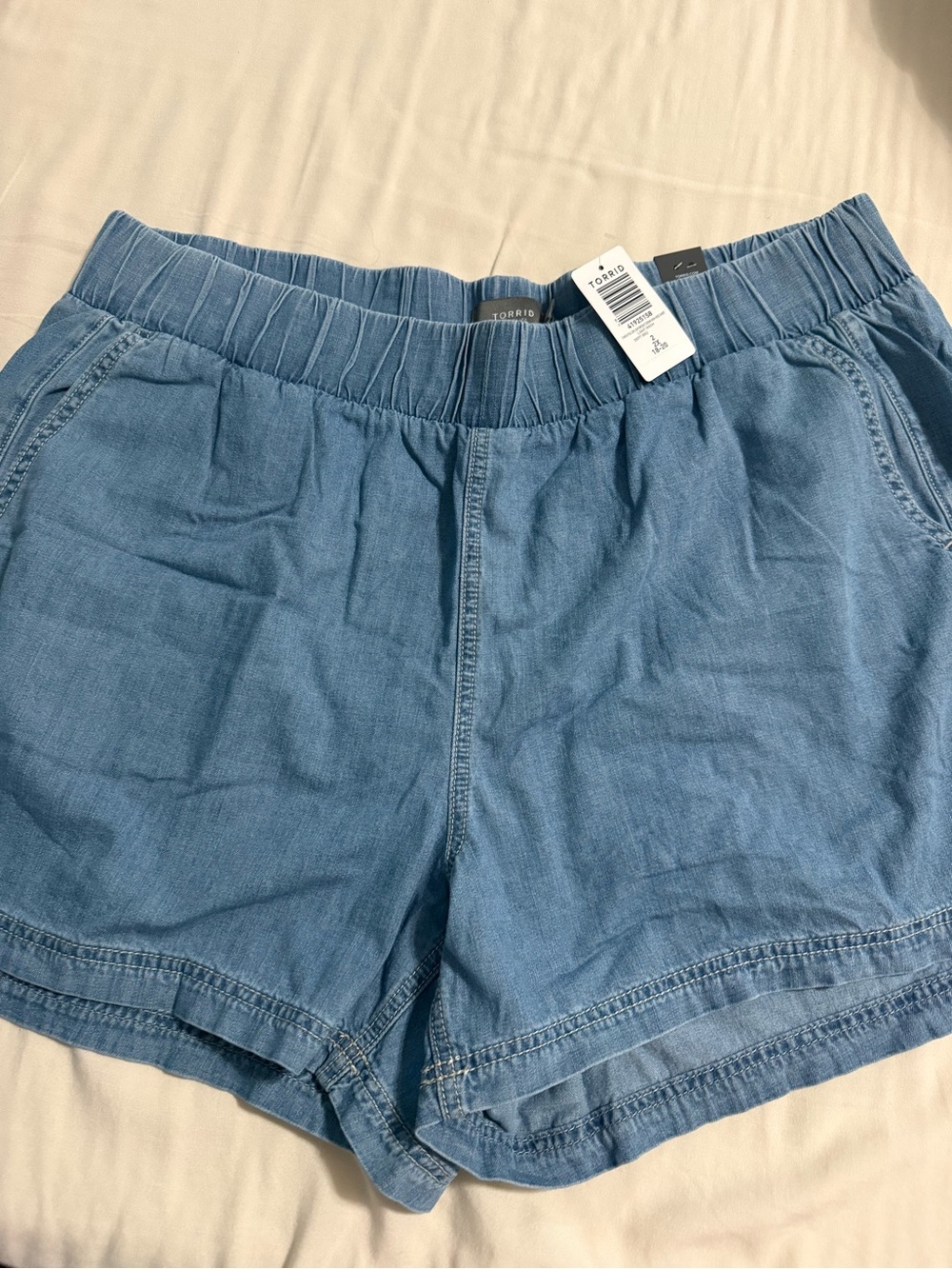 torrid Light Blue Chambray Elastic Waist Shorts